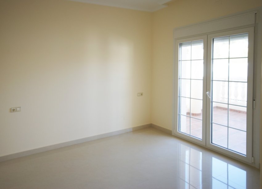 Resale - Villa - Orihuela Costa - MUY CERCA DE LA PLAYA