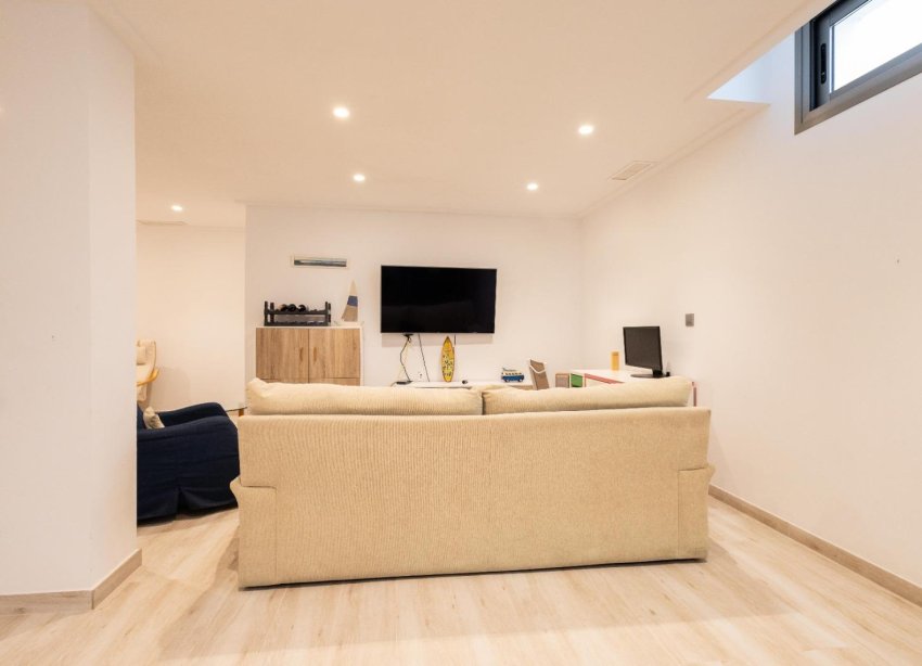 Resale - Villa - Orihuela Costa - Pau 26