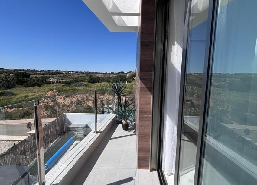 Resale - Villa - Orihuela Costa - Pau 8