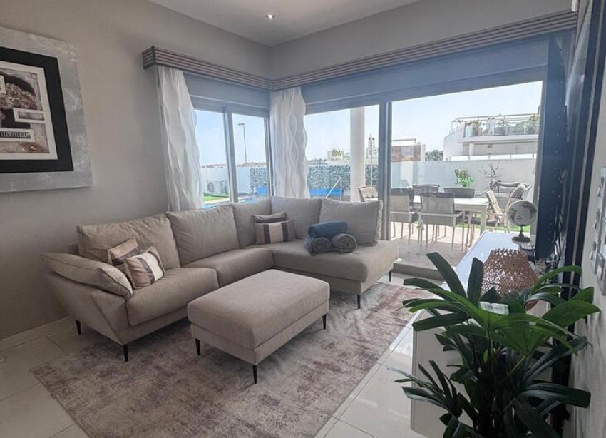 Resale - Villa - Orihuela Costa - Pau 8