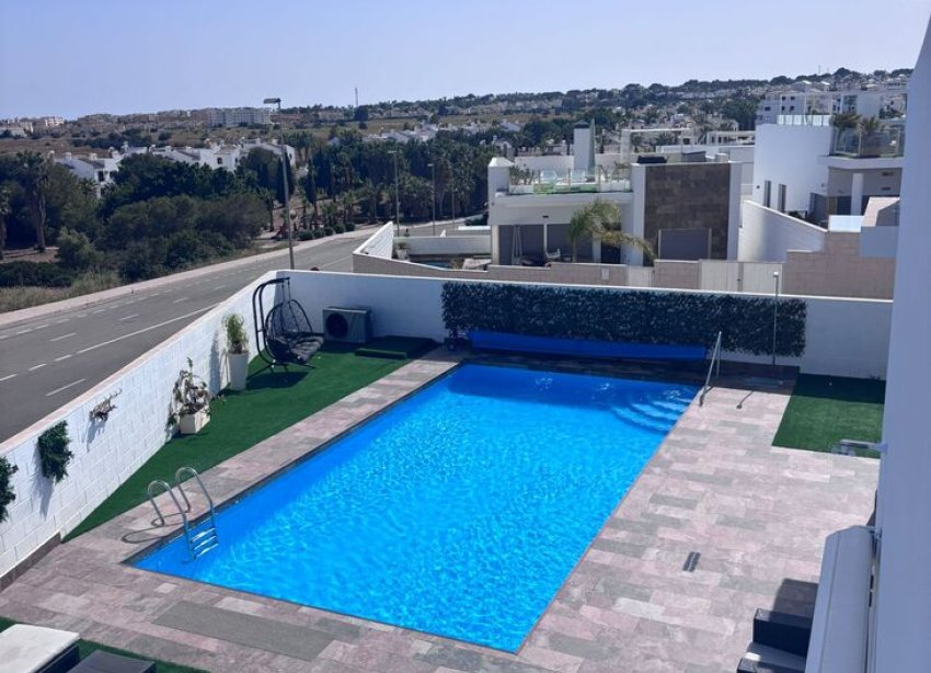 Resale - Villa - Orihuela Costa - Pau 8