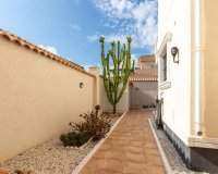 Resale - Villa - Orihuela Costa - Playa Flamenca