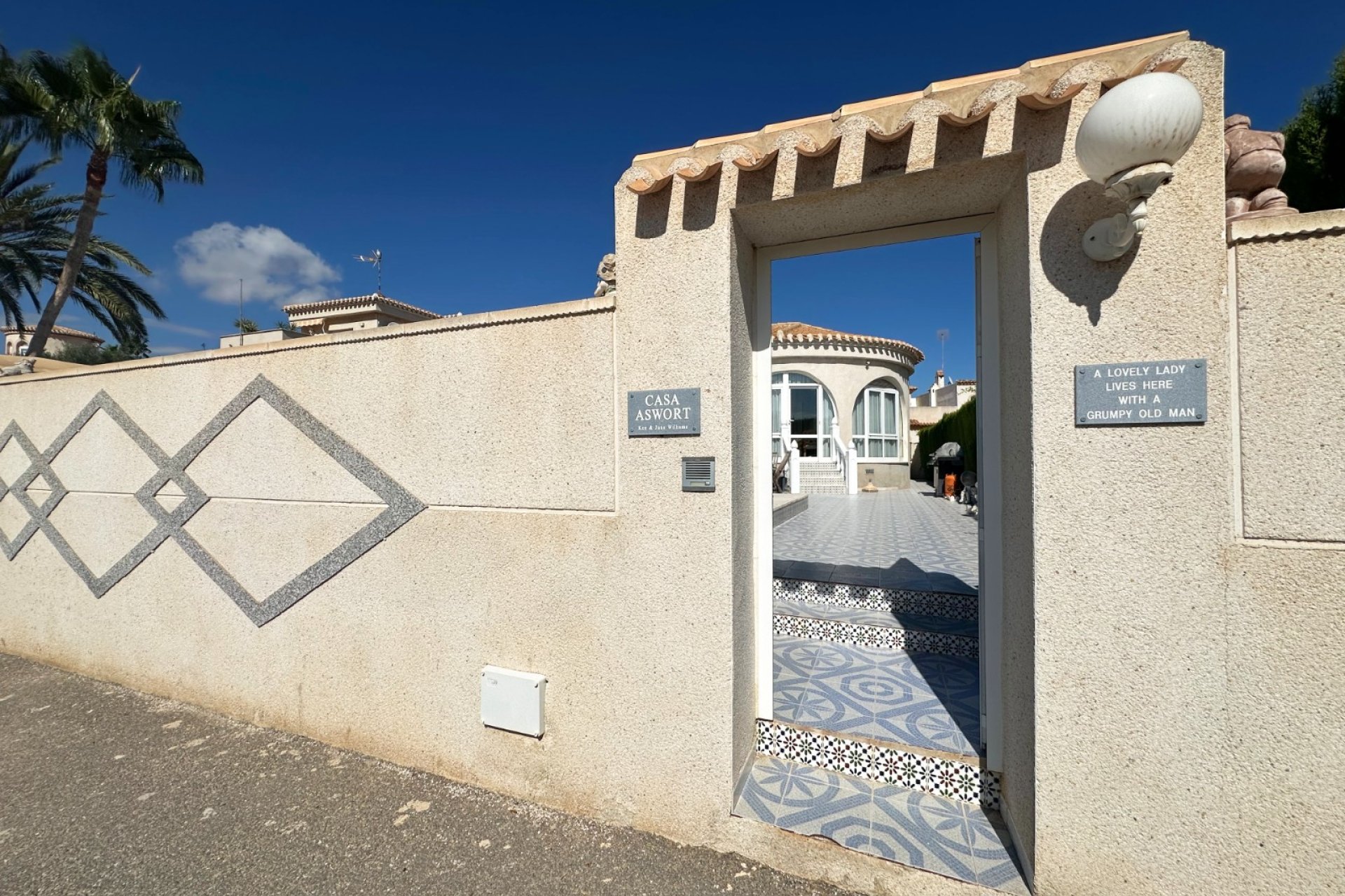 Resale - Villa - Orihuela Costa - Playa Flamenca
