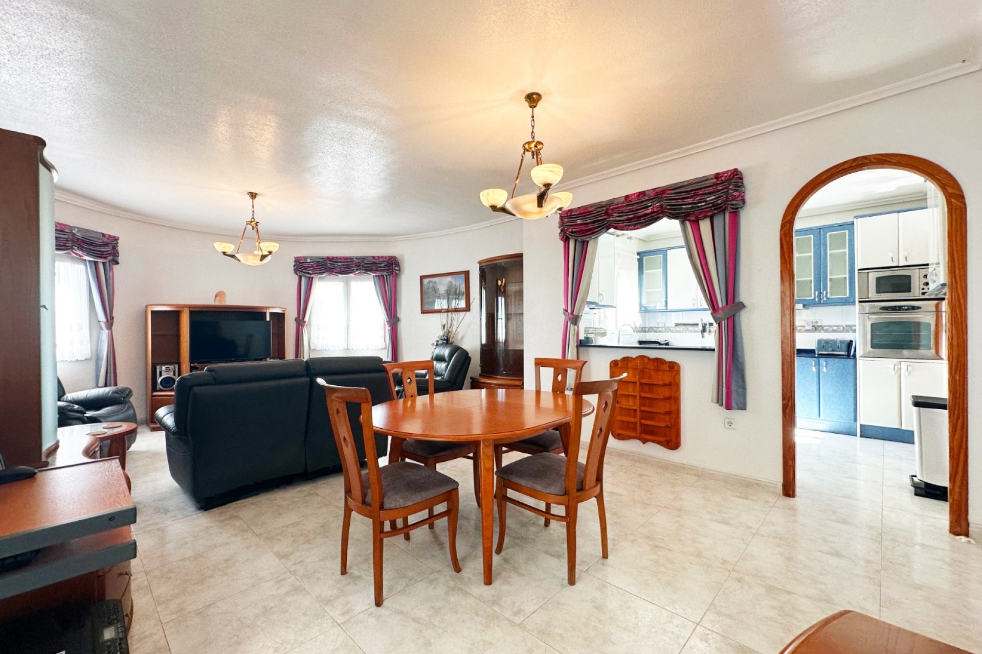 Resale - Villa - Orihuela Costa - Playa Flamenca