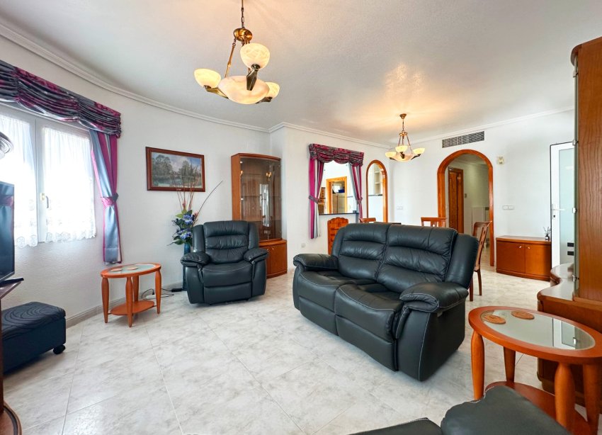 Resale - Villa - Orihuela Costa - Playa Flamenca