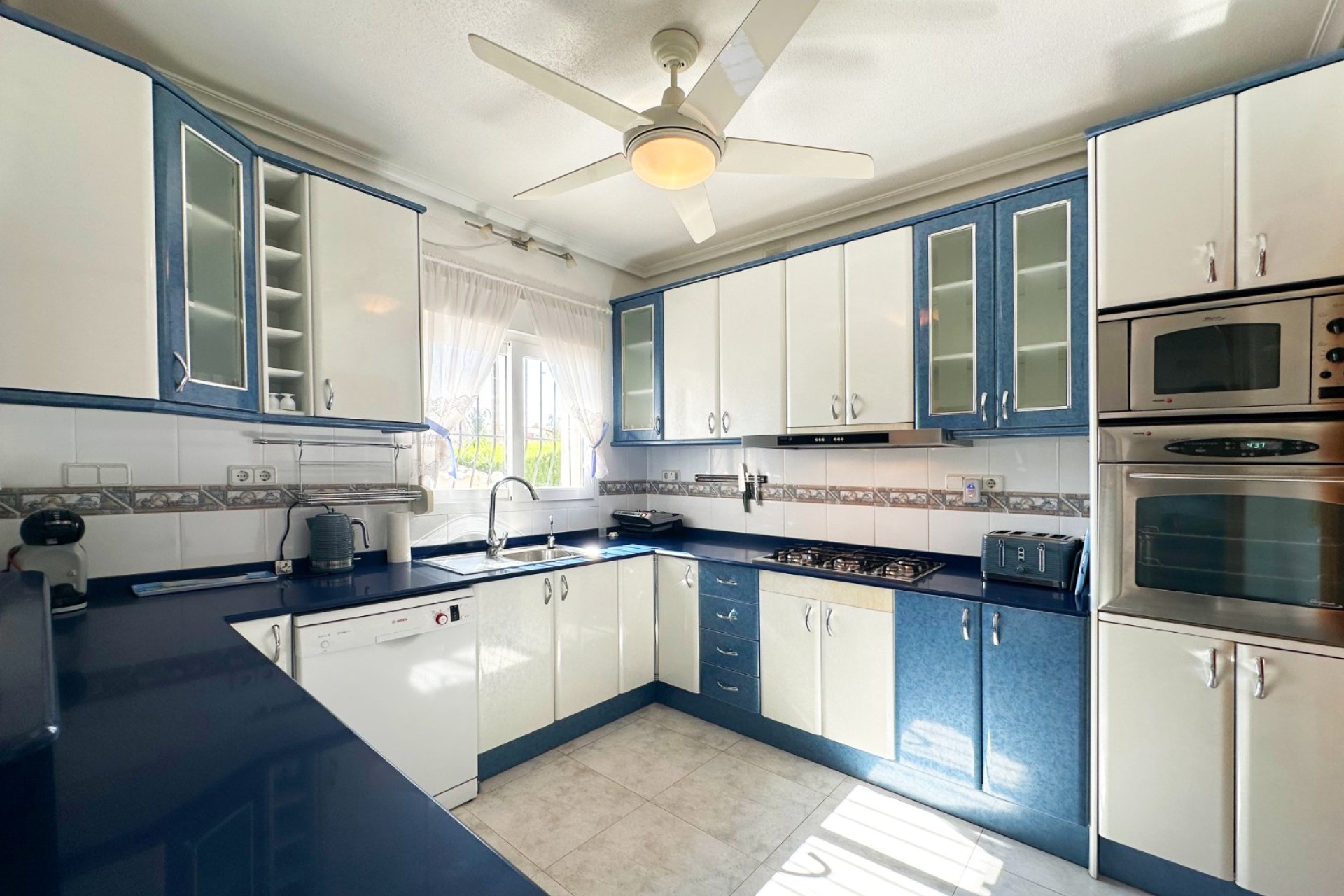 Resale - Villa - Orihuela Costa - Playa Flamenca