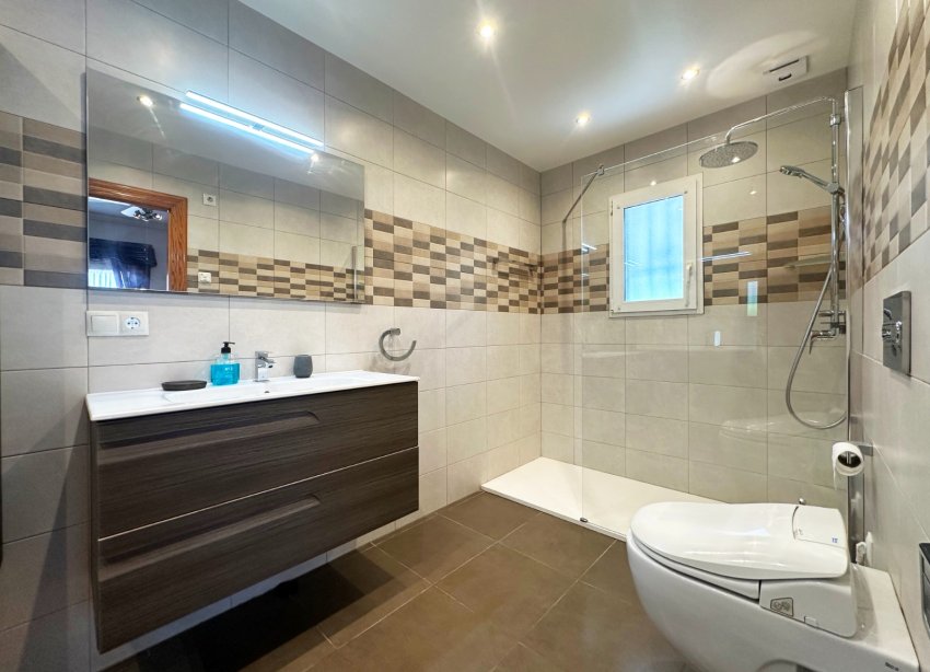 Resale - Villa - Orihuela Costa - Playa Flamenca