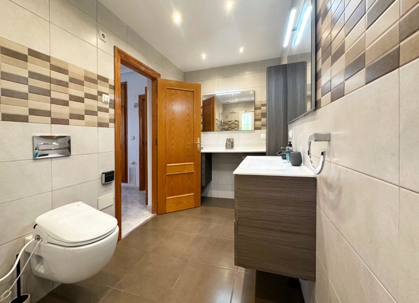 Resale - Villa - Orihuela Costa - Playa Flamenca