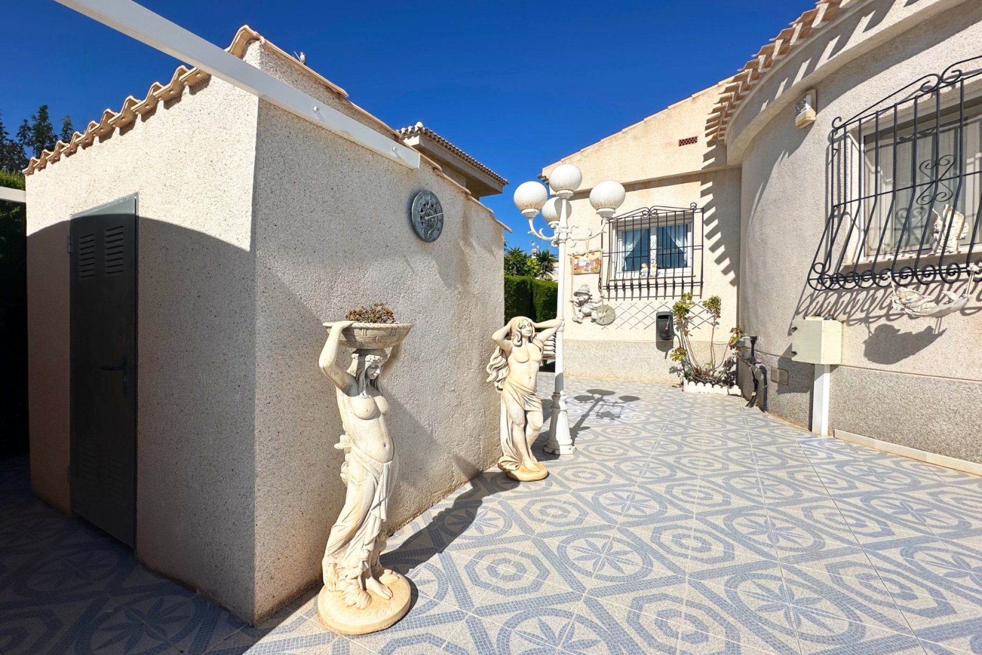 Resale - Villa - Orihuela Costa - Playa Flamenca