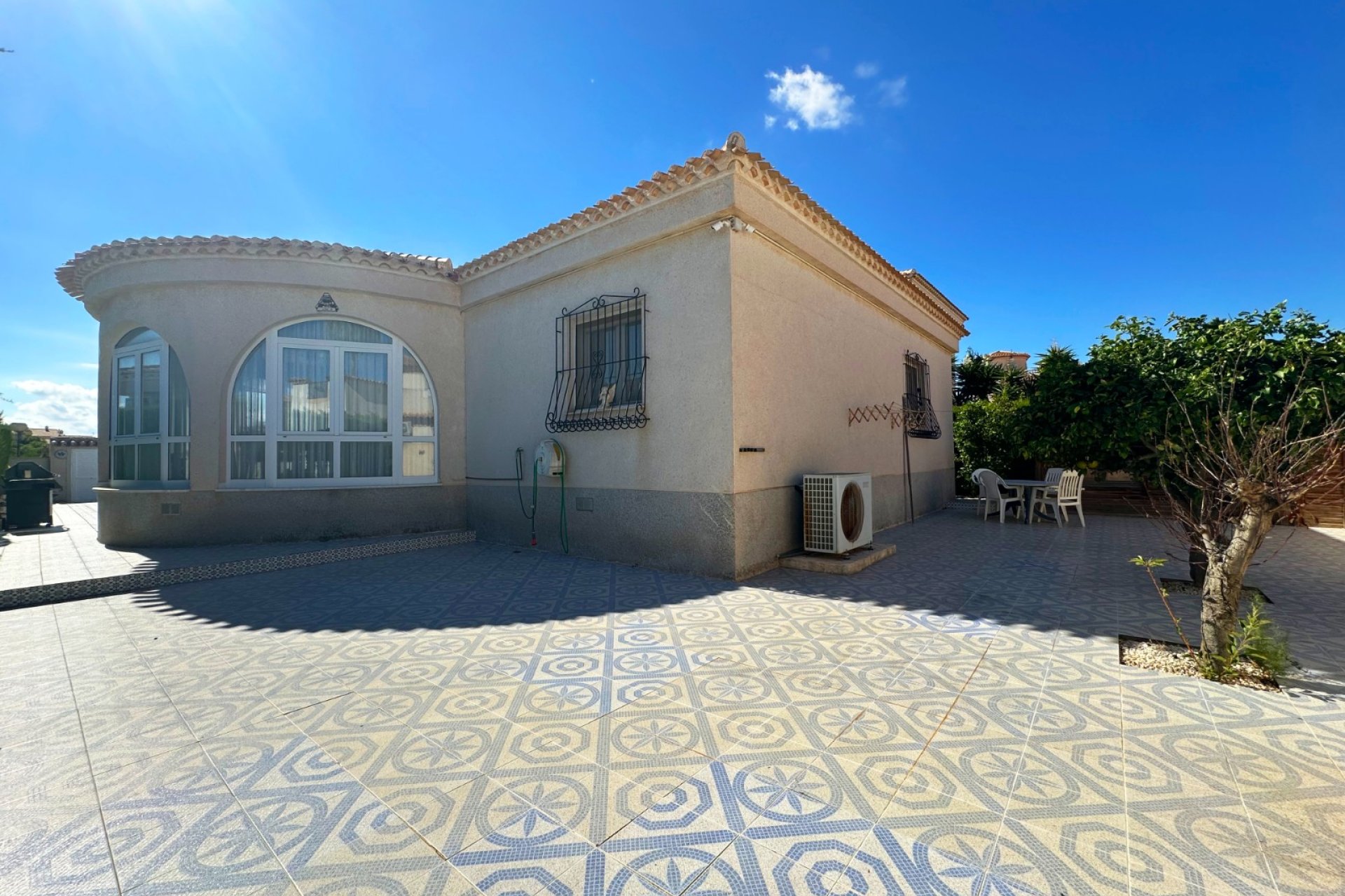 Resale - Villa - Orihuela Costa - Playa Flamenca
