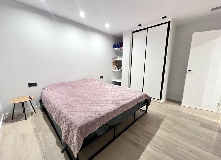 Resale - Villa - Orihuela Costa - Playa Flamenca