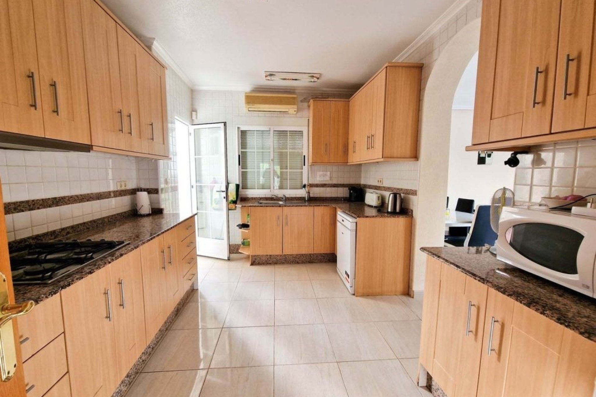 Resale - Villa - Orihuela Costa - Playa Flamenca