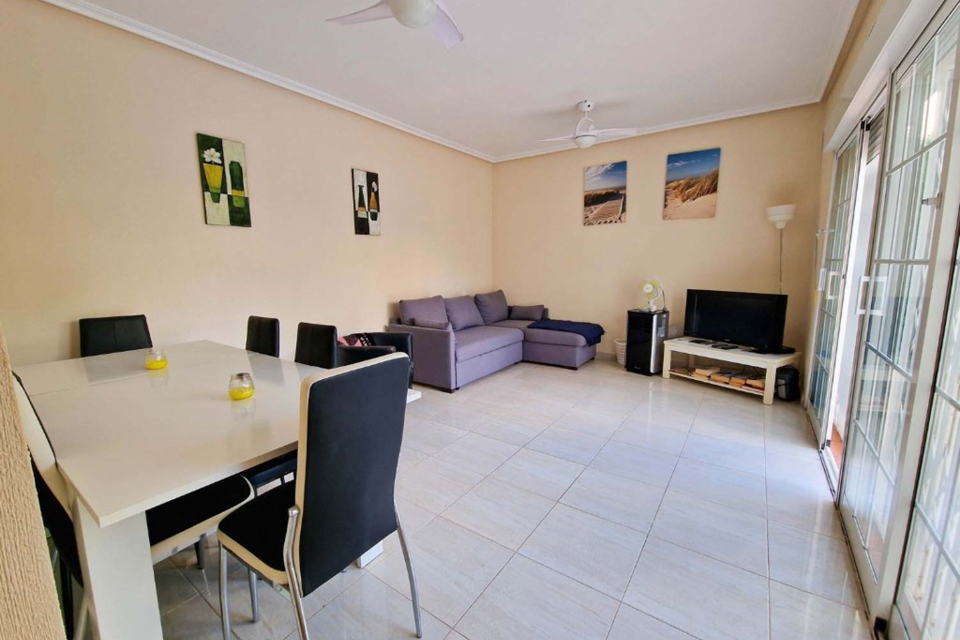 Resale - Villa - Orihuela Costa - Playa Flamenca