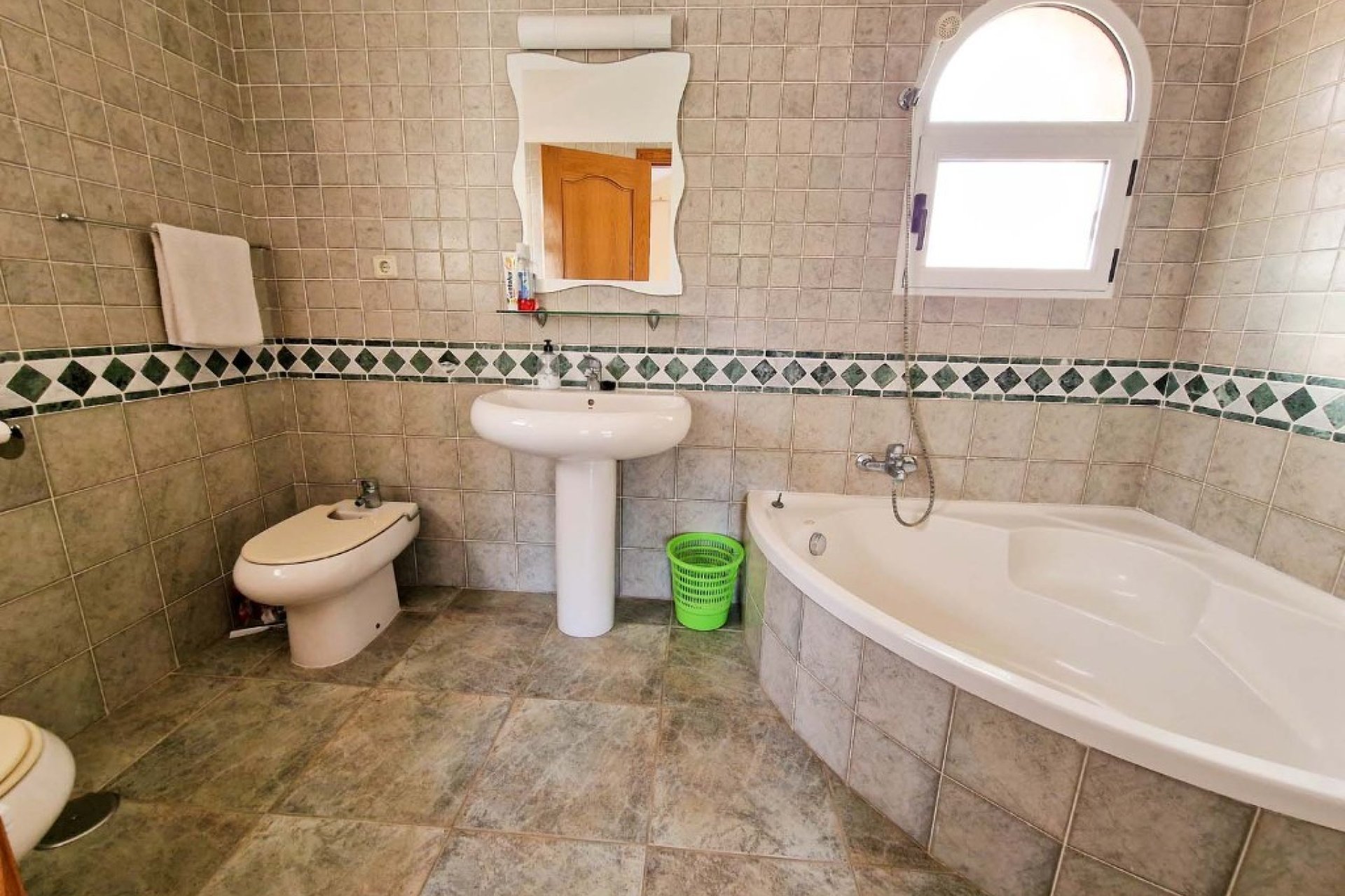 Resale - Villa - Orihuela Costa - Playa Flamenca