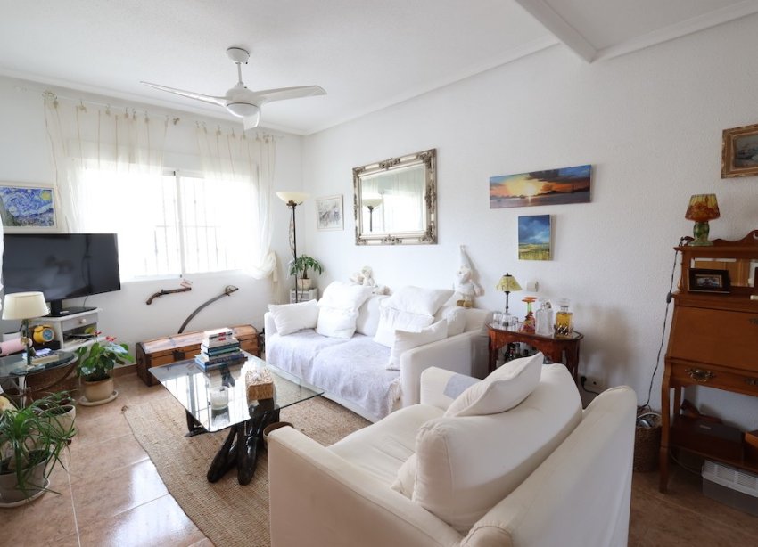 Resale - Villa - Orihuela Costa - Playa Flamenca