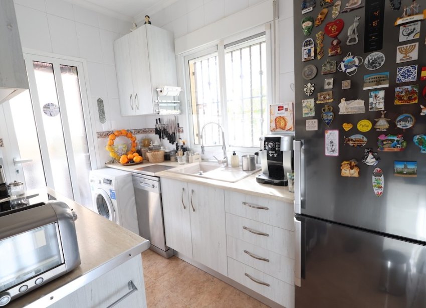 Resale - Villa - Orihuela Costa - Playa Flamenca