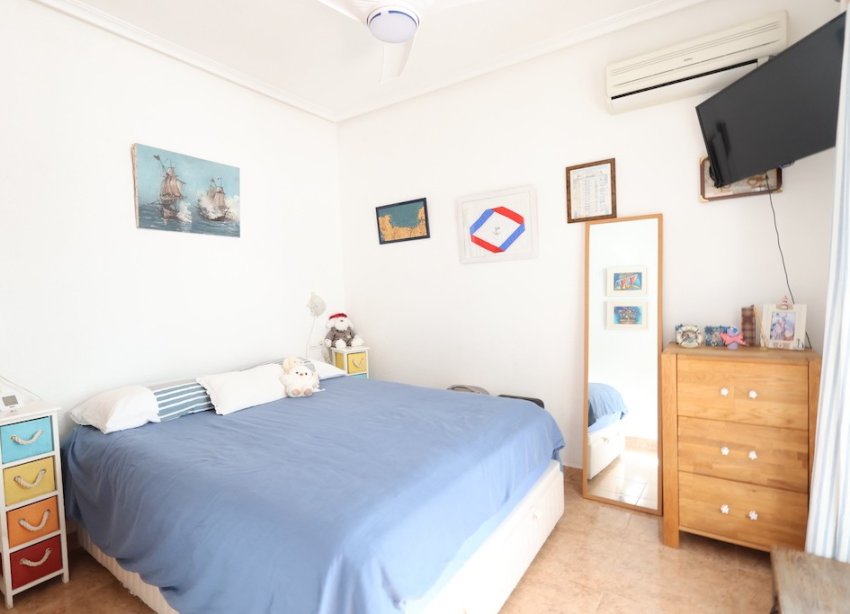 Resale - Villa - Orihuela Costa - Playa Flamenca