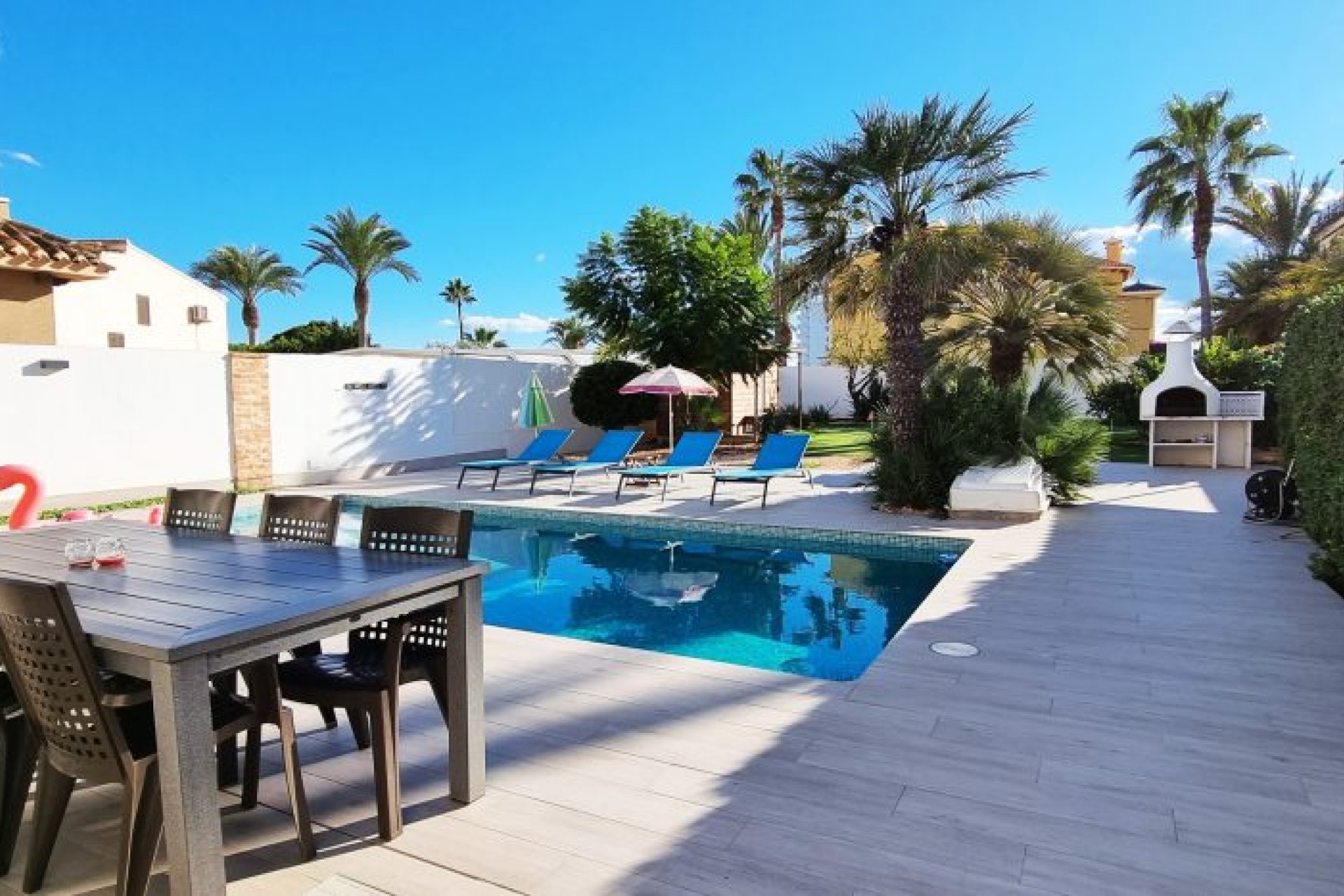 Resale - Villa - Orihuela Costa - Playa Flamenca