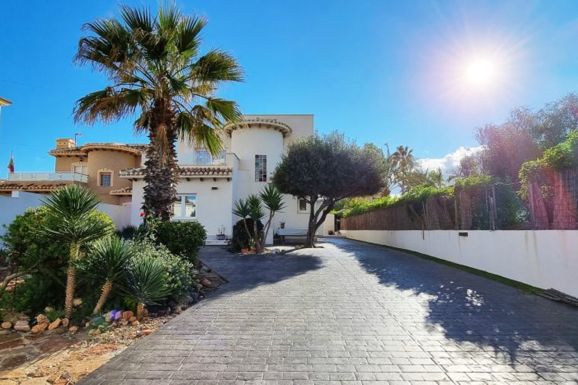 Resale - Villa - Orihuela Costa - Playa Flamenca