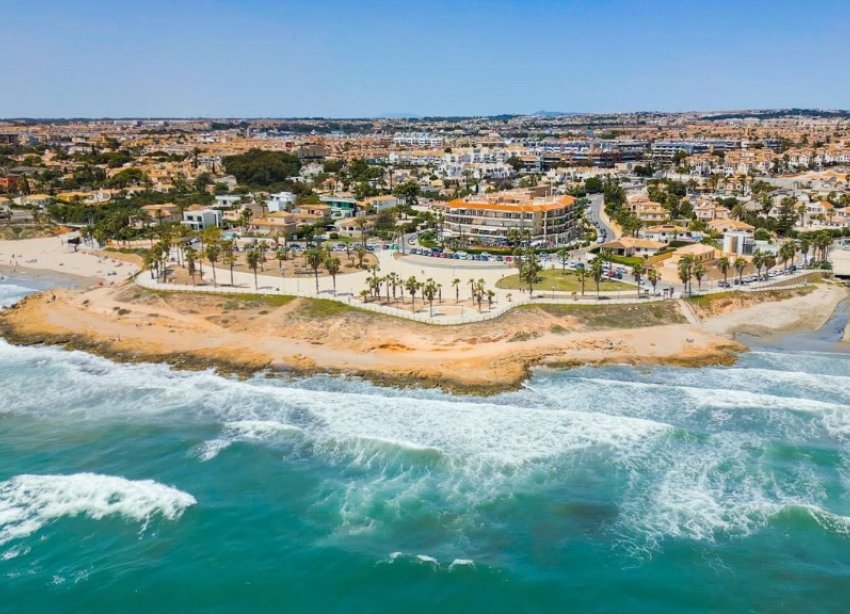 Resale - Villa - Orihuela Costa - Playa Flamenca