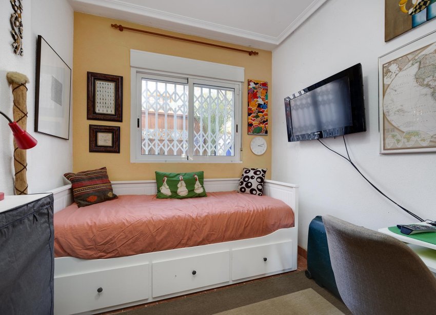 Resale - Villa - Orihuela Costa - Playa Flamenca