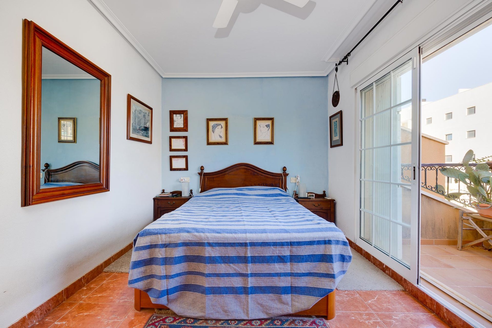 Resale - Villa - Orihuela Costa - Playa Flamenca