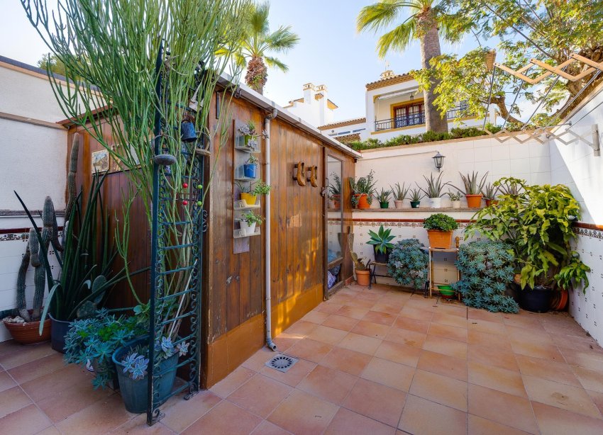 Resale - Villa - Orihuela Costa - Playa Flamenca