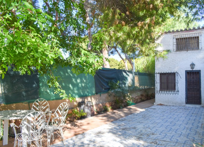 Resale - Villa - Orihuela Costa - Punta Prima