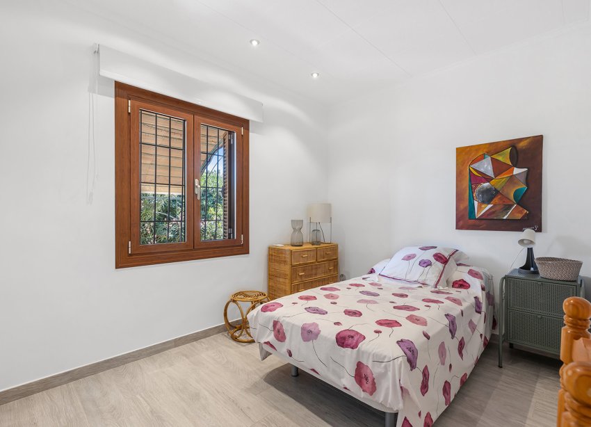 Resale - Villa - Orihuela Costa - Punta Prima