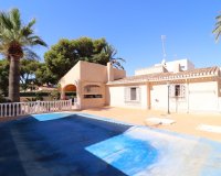 Resale - Villa - Orihuela Costa - Punta Prima