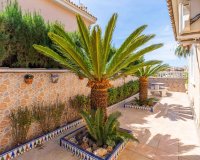 Resale - Villa - Orihuela Costa - Punta Prima