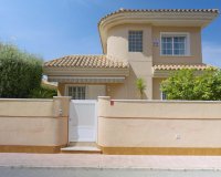 Resale - Villa - Orihuela Costa - Punta Prima
