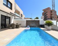 Resale - Villa - Orihuela Costa - Villamartín