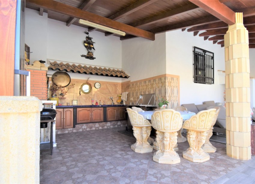 Resale - Villa - Orihuela Costa - Villamartín