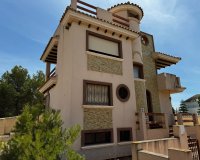 Resale - Villa - Orihuela Costa - Villamartín