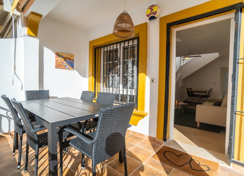 Resale - Villa - Orihuela Costa - Villamartín