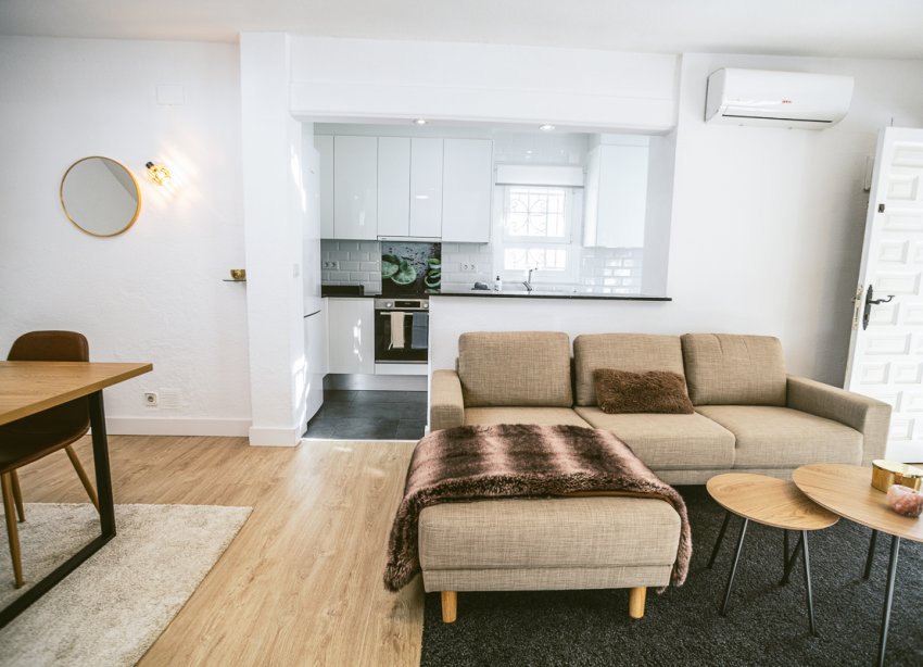 Resale - Villa - Orihuela Costa - Villamartín