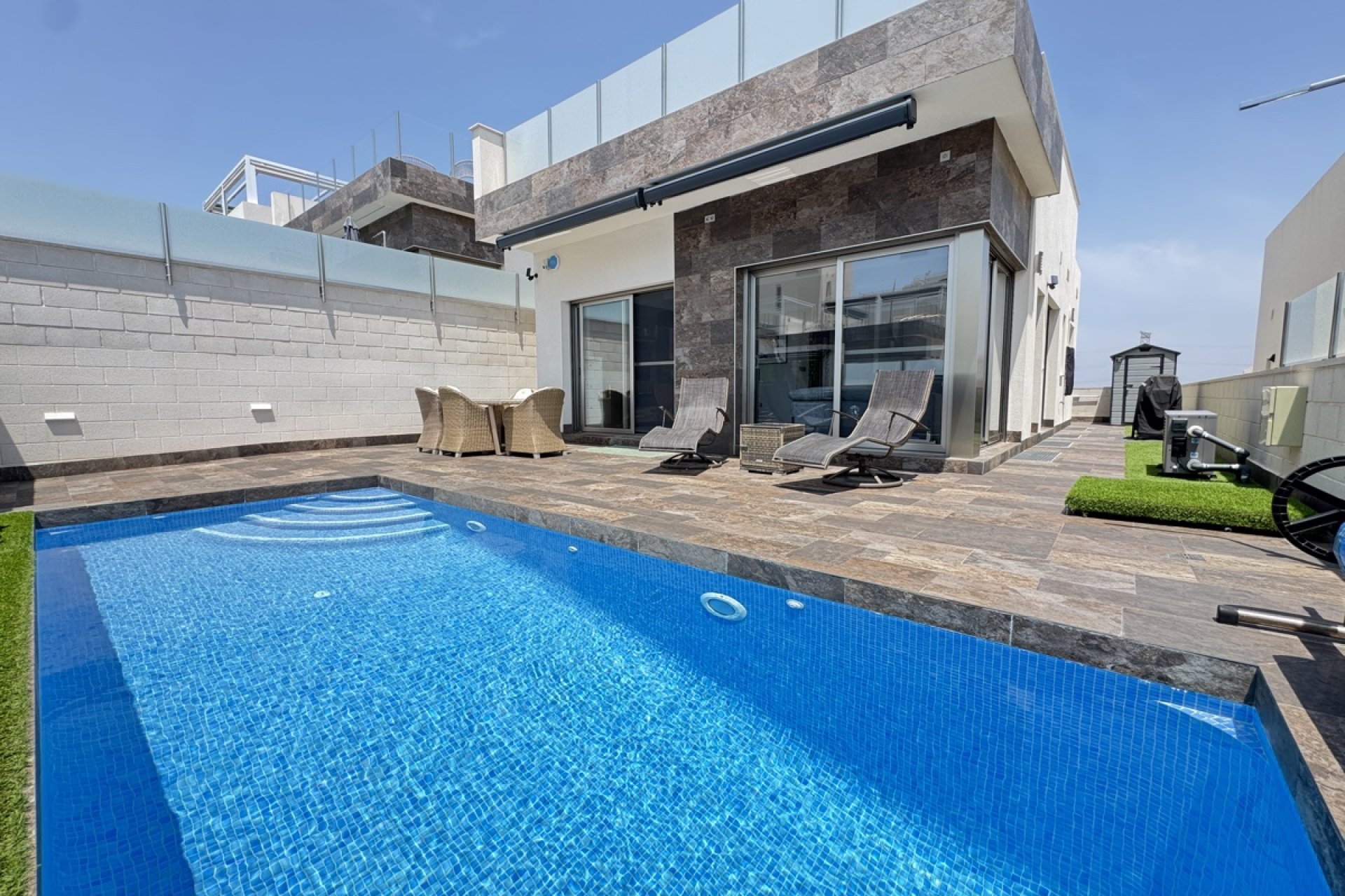 Resale - Villa - Orihuela Costa - Villamartin