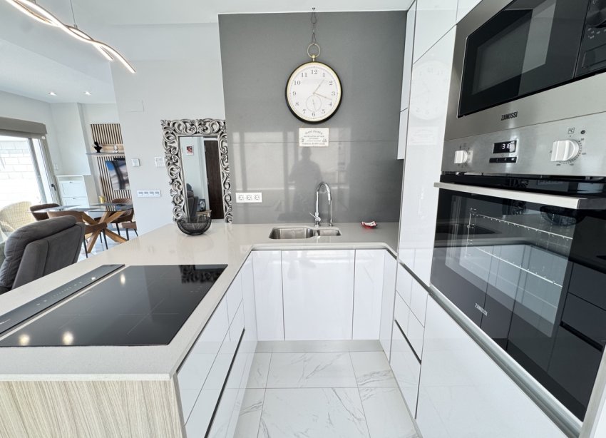 Resale - Villa - Orihuela Costa - Villamartin