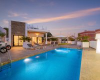 Resale - Villa - Orihuela Costa - Villamartín