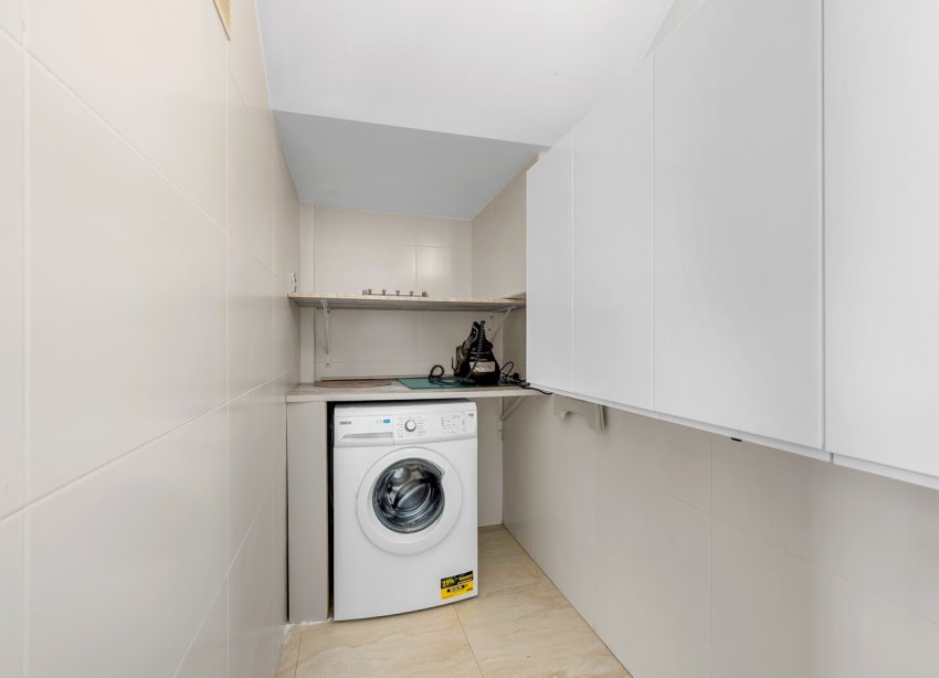 Resale - Villa - Orihuela Costa - Villamartín