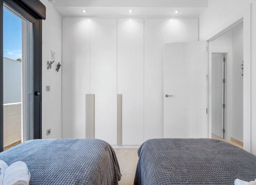 Resale - Villa - Orihuela Costa - Villamartín