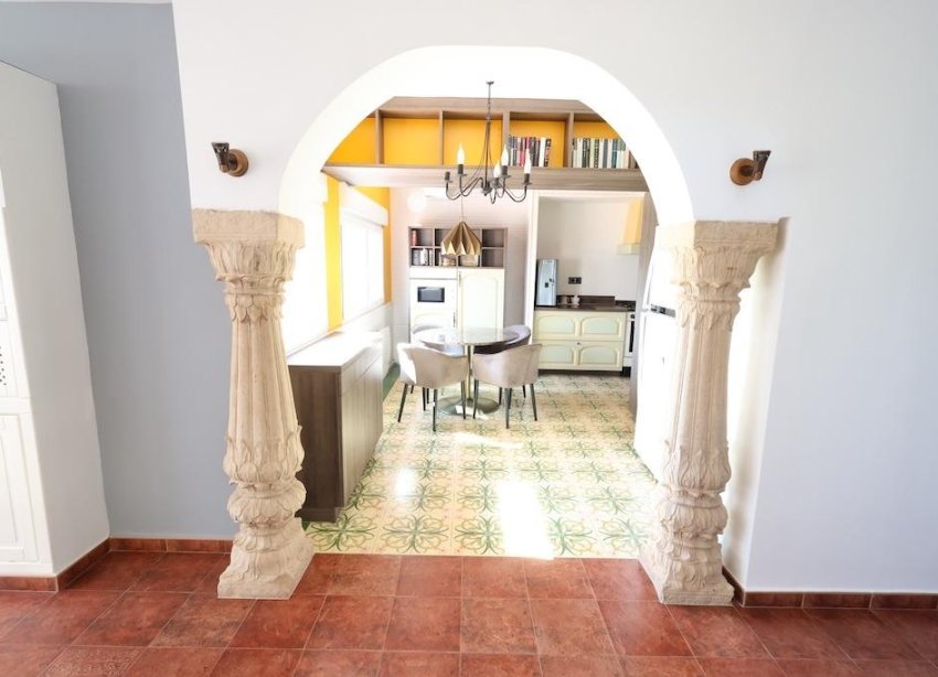 Resale - Villa - Orihuela Costa - Villamartín