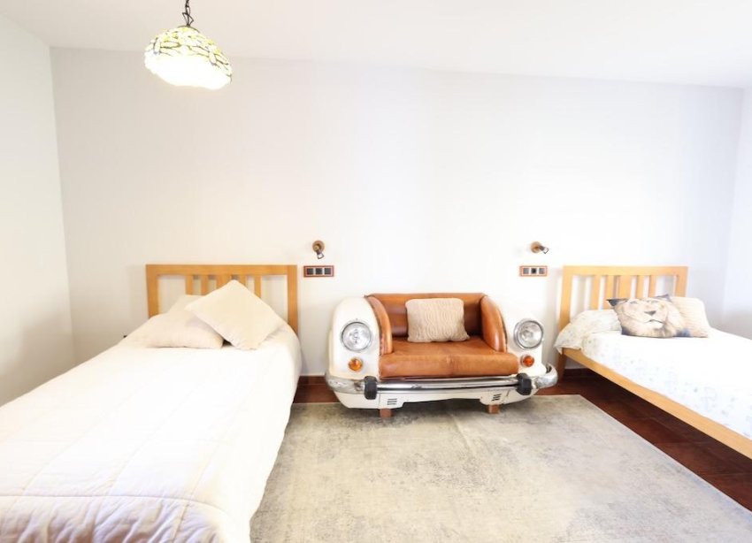 Resale - Villa - Orihuela Costa - Villamartín