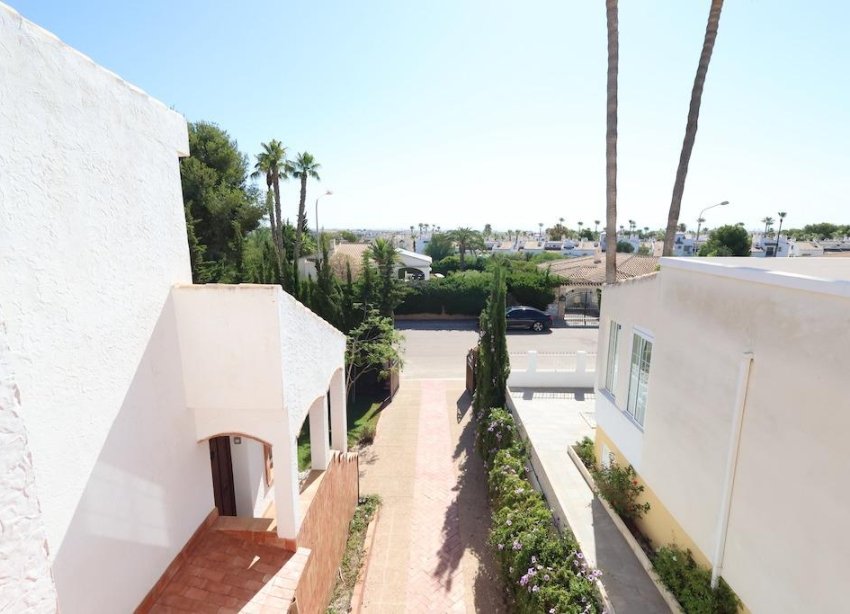 Resale - Villa - Orihuela Costa - Villamartín