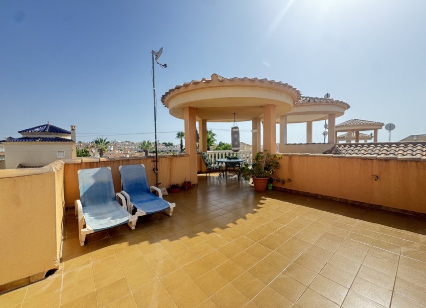 Resale - Villa - Orihuela Costa - Villamartin
