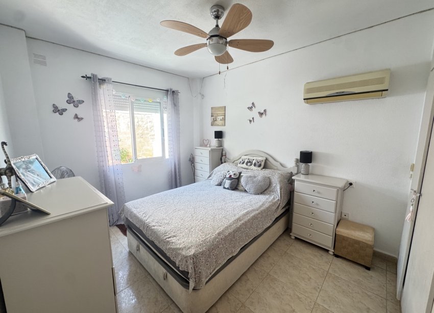 Resale - Villa - Orihuela Costa - Villamartin