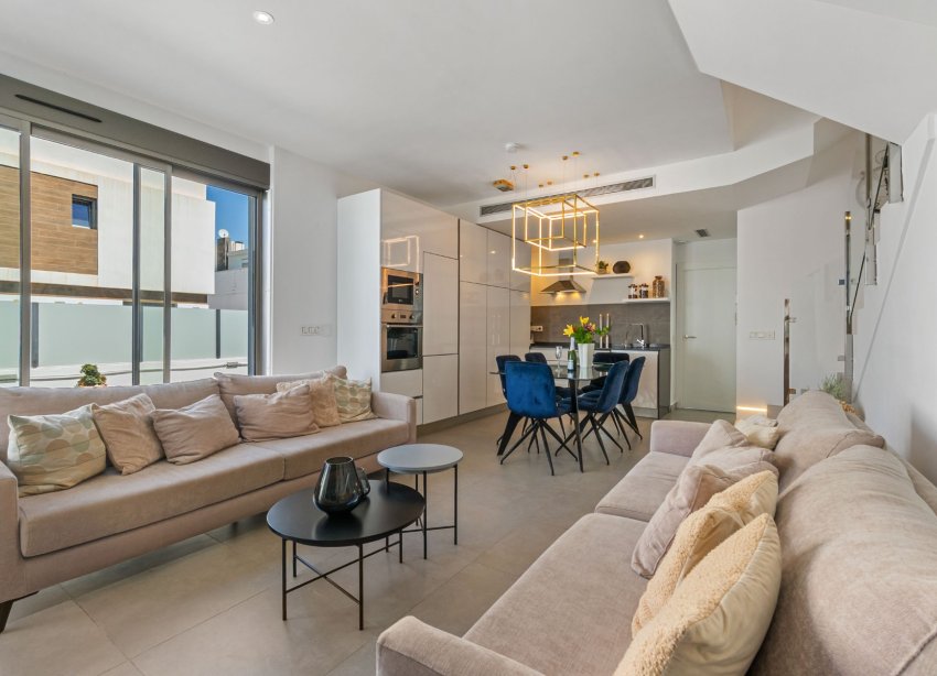 Resale - Villa - Orihuela Costa - Villamartín