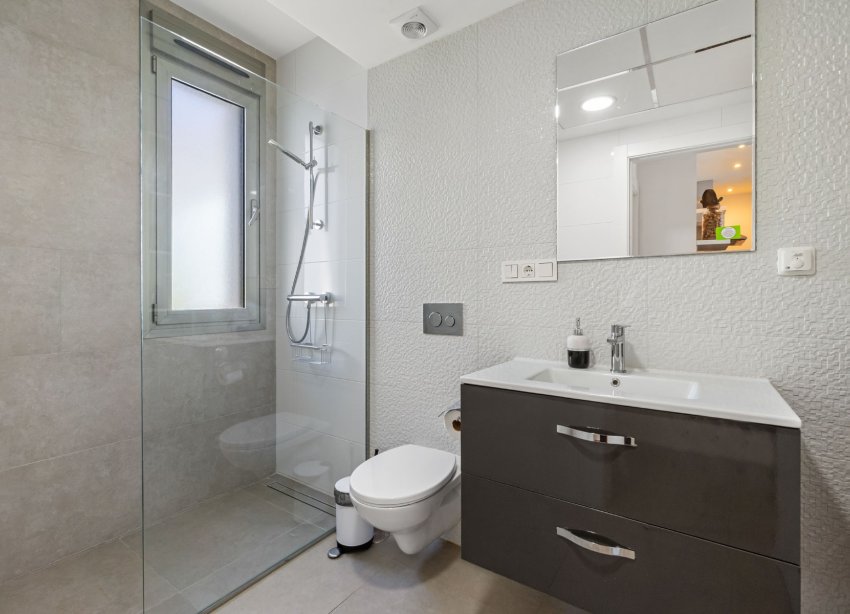 Resale - Villa - Orihuela Costa - Villamartín