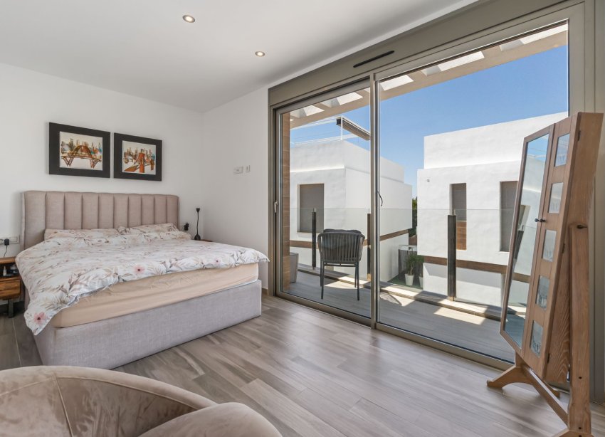 Resale - Villa - Orihuela Costa - Villamartín